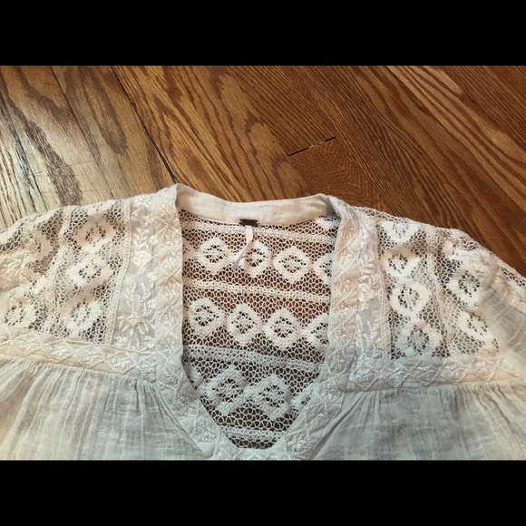 Free People crochet linen boho top - small - Picture 3 of 3